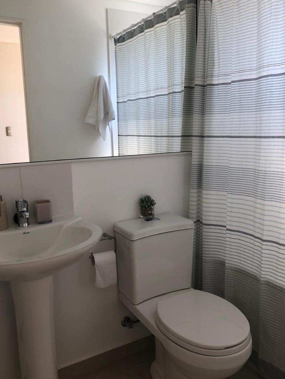 Casa Condominio Los Robles II Пукон Экстерьер фото